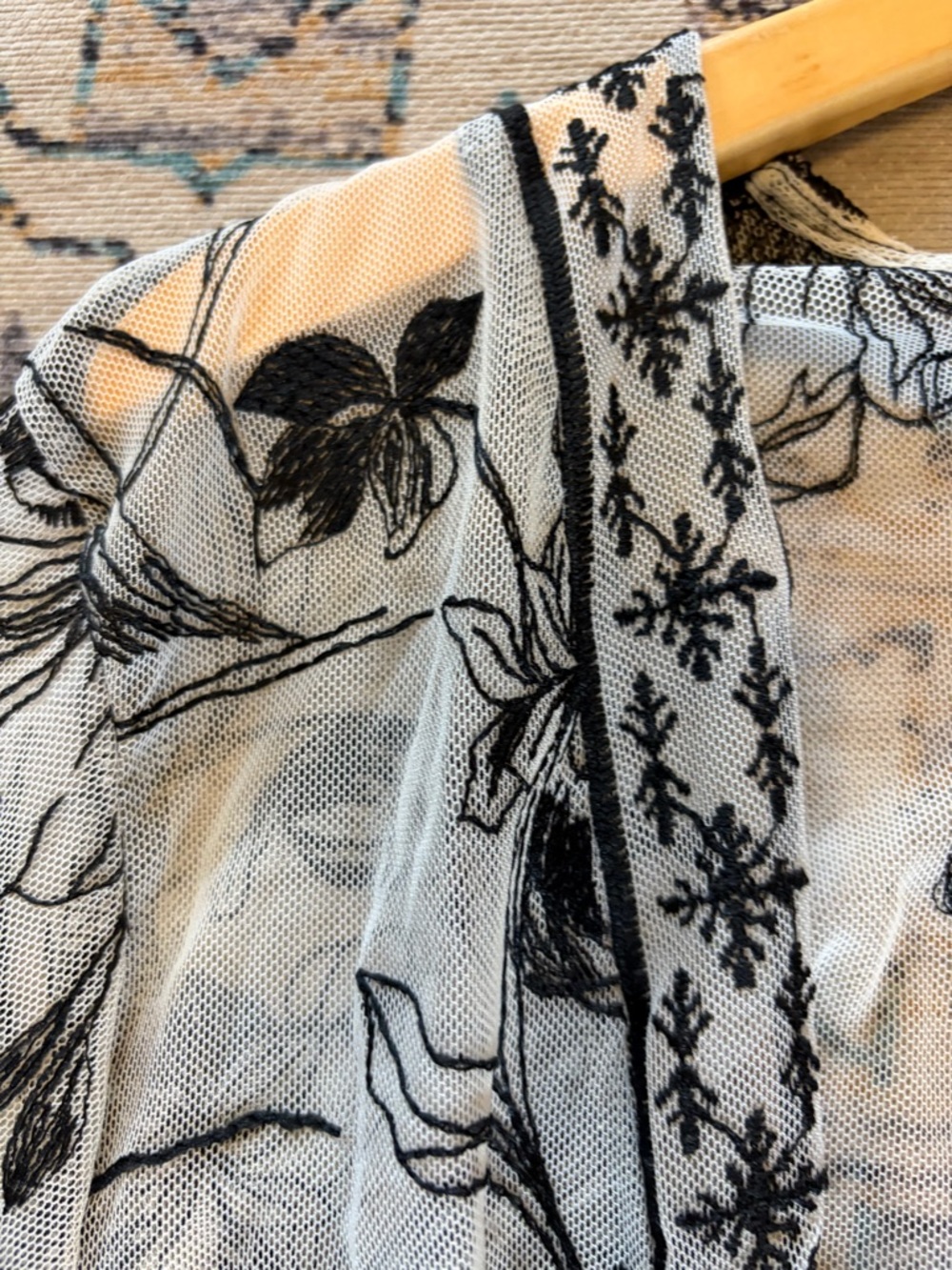 Torrid Embroidered Lace Mesh Kimono White & Black Sasha Floral Lingerie - Picture 13 of 16